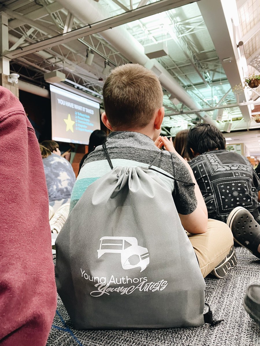 KristenSeeger's tweet photo. I’m excited to spend the day with some pretty great kids at the Young Authors, Young Artists Conference! @AlbertLeaSchool @SibleySchool @nicksofio https://t.co/Gn0dqf57JC