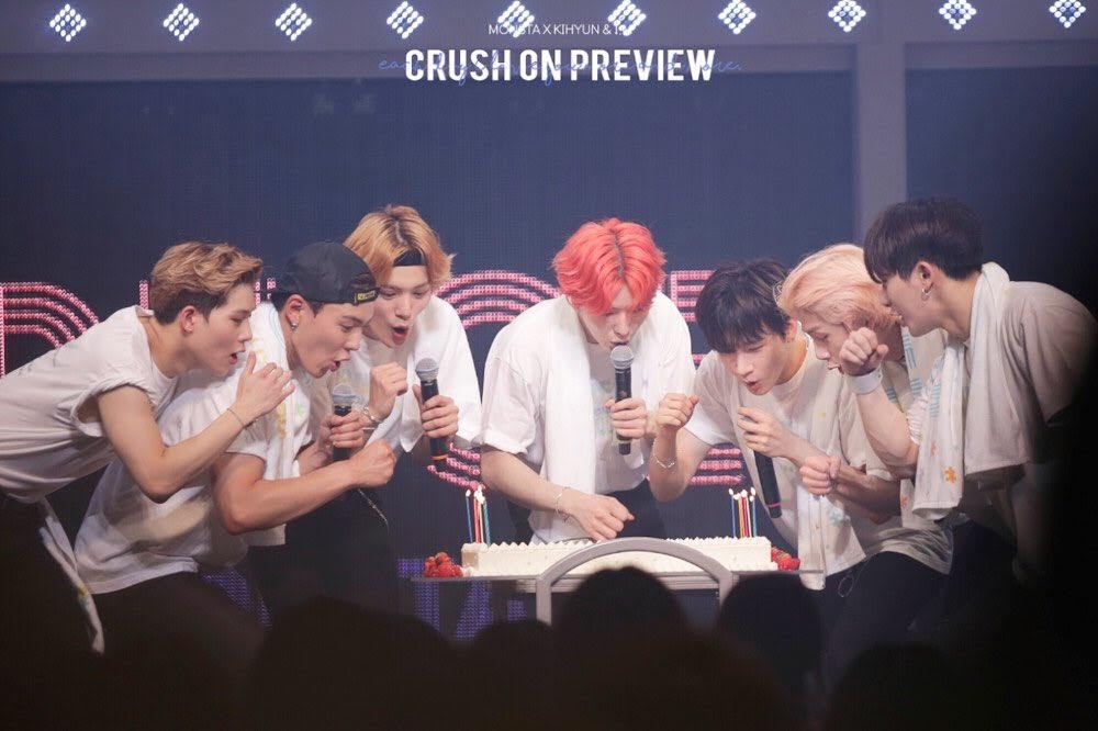 MONSTAX1109's tweet photo. 7人に会って私の人生は確実に変わったよ🥺✨生き甲斐があるって素晴らしい🥹💖
おめでとう🎉ありがとう🥹
#몬스타엑스5주년
#5YearsWithMONSTAX
#몬스타엑스 #MONSTA_X
#モネク
#日本では5歳_MONSTAX
@Official_MX_jp
@MercuryTokyo_UM https://t.co/3iPvzbTMFK