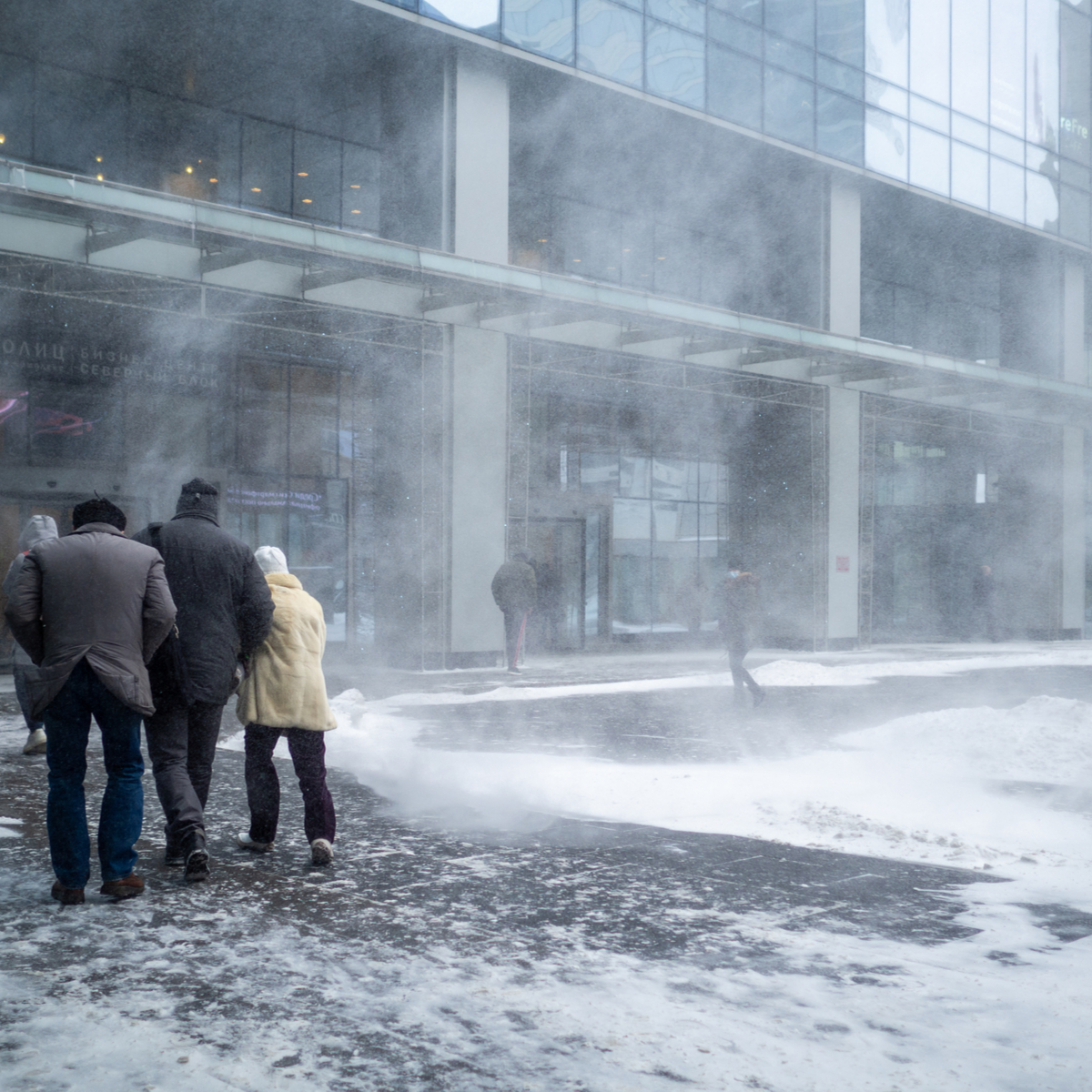 1Weather tweet media