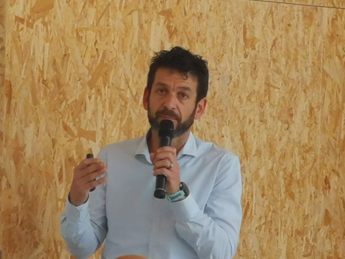 Fakultateko Talentuaren Garapenerako eta Kudeaketarako koordinatzaileak Mikel Mesonerok <a href="/mmesoner/">mmesoner</a> , talentu juniorra eta seniorra bultatzeko garrantziaz hitzegin digu #FutureNetwork <a href="/MUnibertsitatea/">Mondragon Unibertsitatea</a>