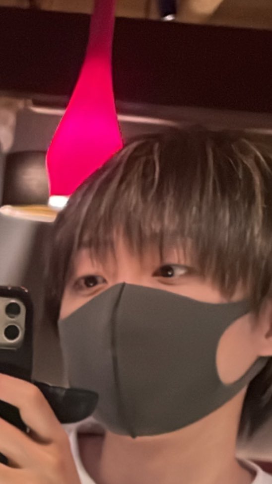 089w's tweet photo. 暇だな最近の末広は
涙袋ヤバすぎ https://t.co/JXZ1qnhS80