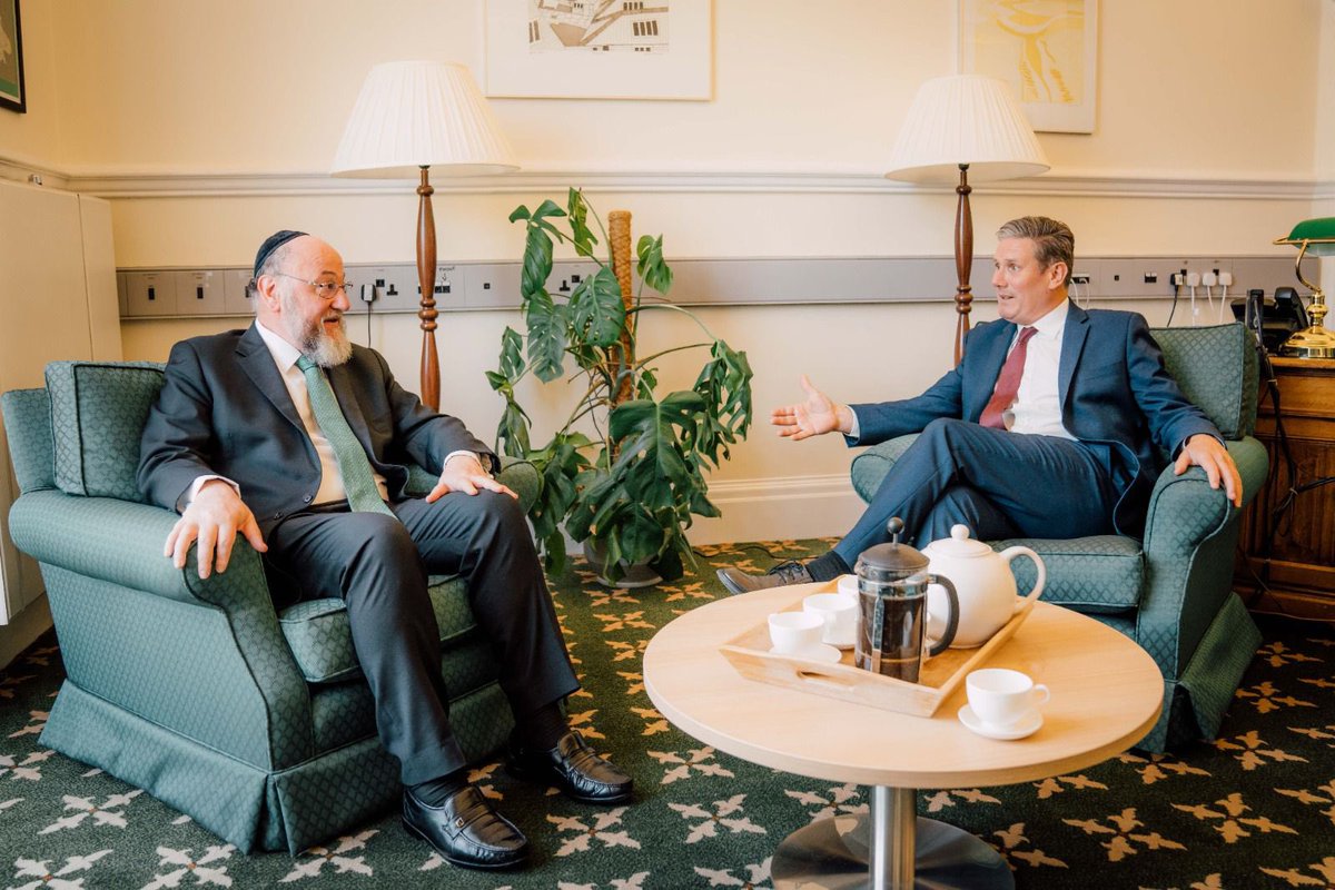 An honour to meet with the @ChiefRabbi today, our first in-person meeting. I'm heartened to receive his appreciation for the progress we've made in earning back the trust of Jewish communities. Our discussion was representative of our relationship - positive and forward looking.