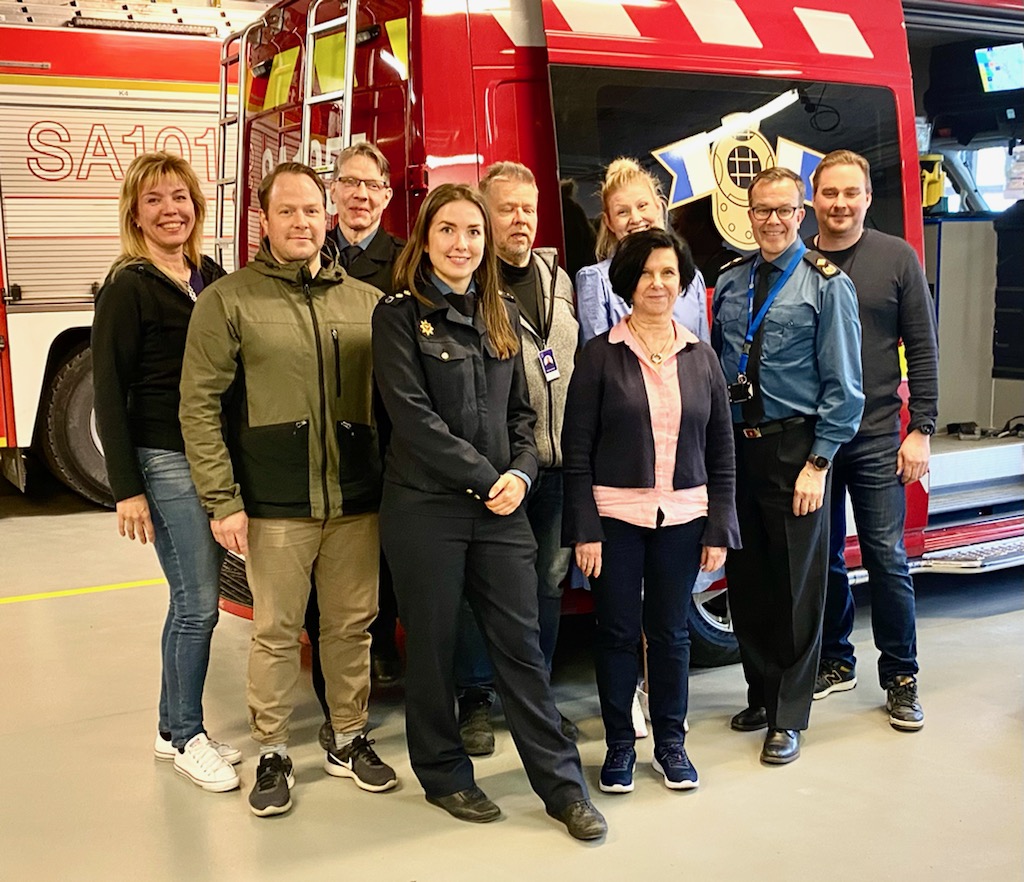 AVItwiittaa's tweet photo. Porissa viimeisteltiin huomenna alkava EMMA22-valmiusharjoitus tikkiin. Paikalla Lounais-Suomen aluehallintovirasto, @Satapelastus, @L_S_poliisi, @Satasairaala. https://t.co/IvFbVIxnWY