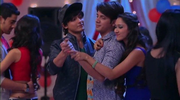 phirleayadil_'s tweet photo. kaisi yeh yaariyaan is coming back so let’s take a moment and appreciate the best character of the show aka cabir dhawan https://t.co/efToK7sShT