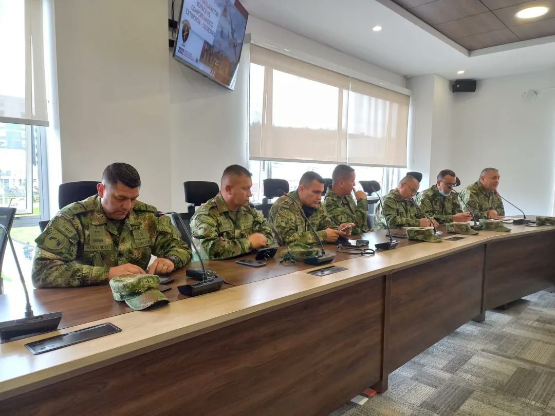 Reunión de seguridad del Consejo Intergremial con los Comandantes del Ejército Nacional en Boyacá, Gaula Militar y Policía de Boyacá.
#NuestroGremioNuestroCompromiso #cotelcoboyacá #seguridad #Boyacá