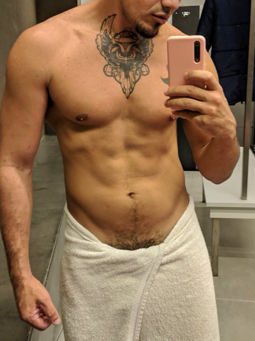 🤫 https://t.co/0XQxUmBe5b