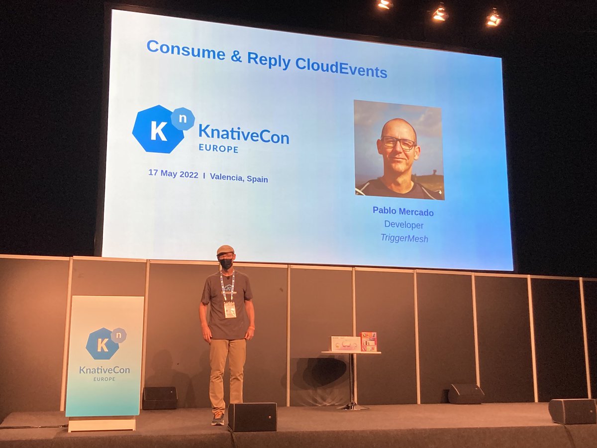 Lots of events flying around with ⁦@pablme⁩ from ⁦@triggermesh⁩ #knativecon #kubecon