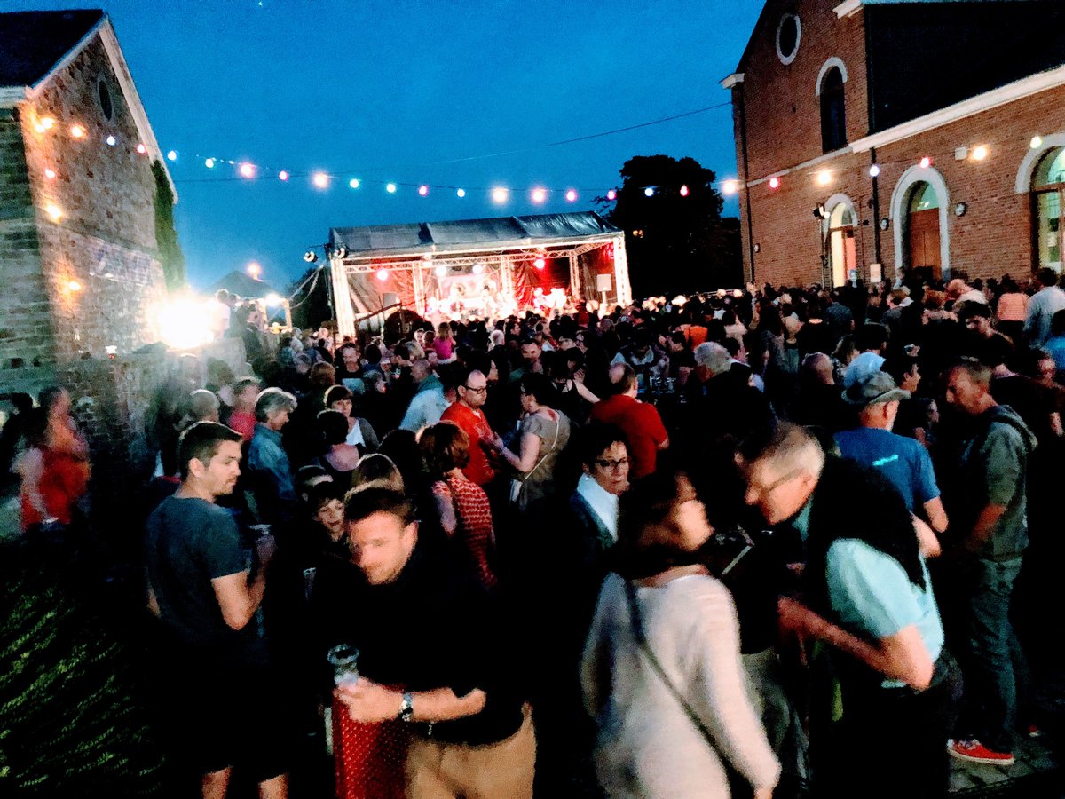 C'était il y a déjà 3 ans  !
Impatient que nous sommes d'enfin vous retrouver ce samedi 21 mai dès 19h pour LA NUIT DES FANFARES - GRATUIT à Marchin.
Avec En Fanfare, Brik Tu-Tok, Radio Kaizman, The Brums 
latitude50.be