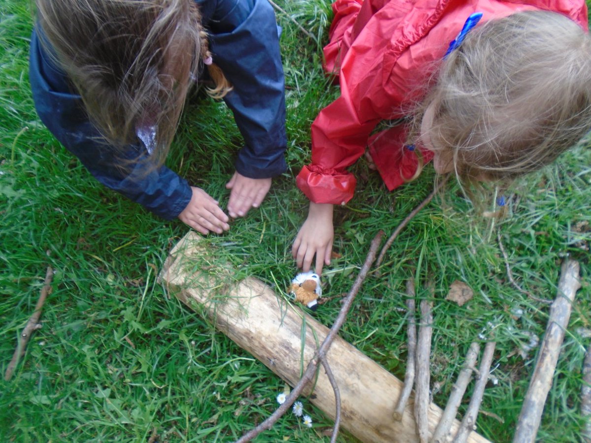 In Forest School today, our Reception pupils have been thinking about the creatures that live in our woodland and their habitats. They worked together to create their own habitats!