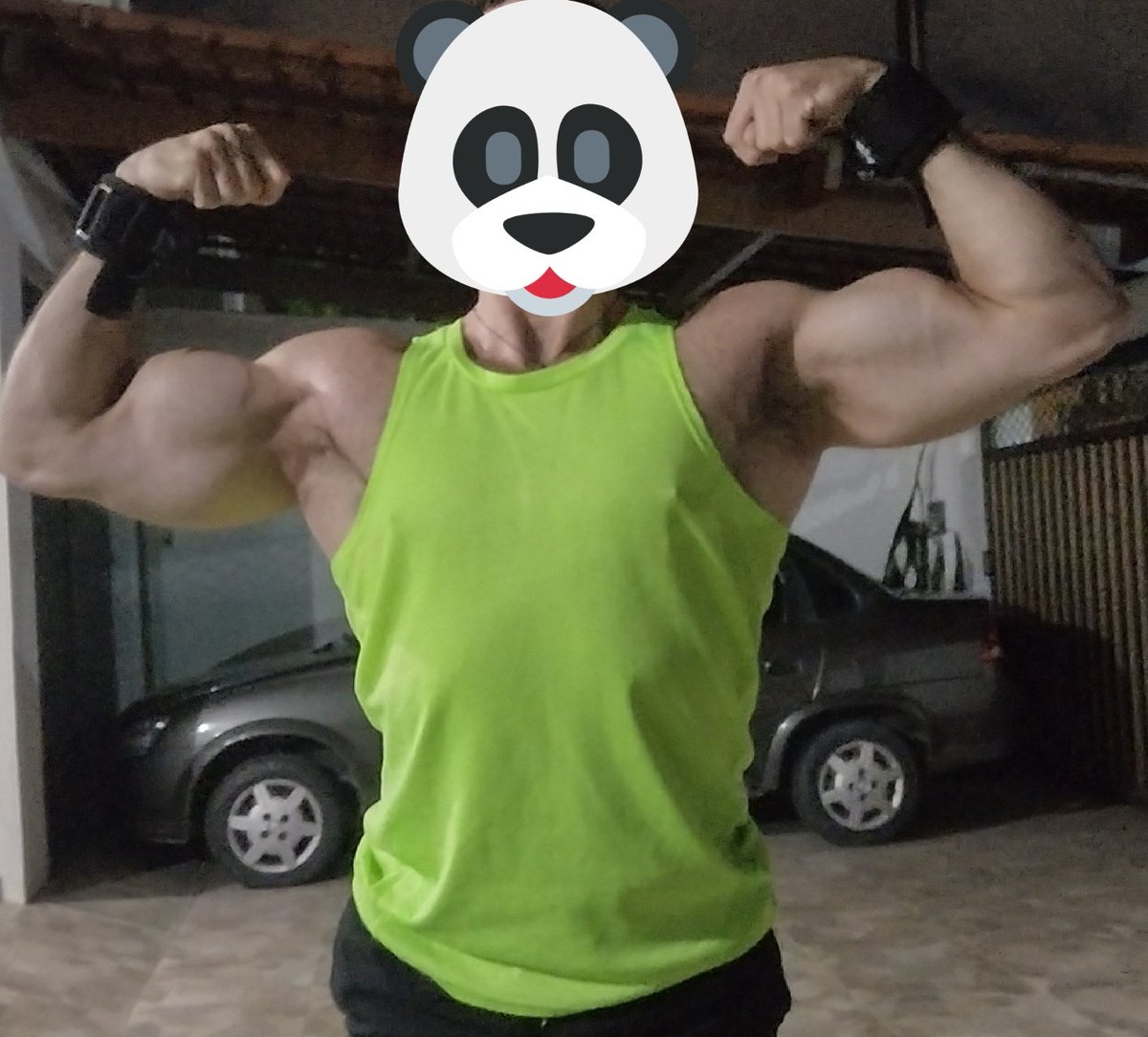 gladiatorbrpe's tweet photo. Akeles dias que vc chega se achando....

@talentmen1
@DivulgaPutos
@_divulga_boys_
#alpha #alphamale #muscleworship #workout #body #fit #fitness #sexy #arms #chest #legs #bodybuilding #bodybuilder  #king #ripped #shredded #posing #pose #flex #flexing https://t.co/tW3BCXawab