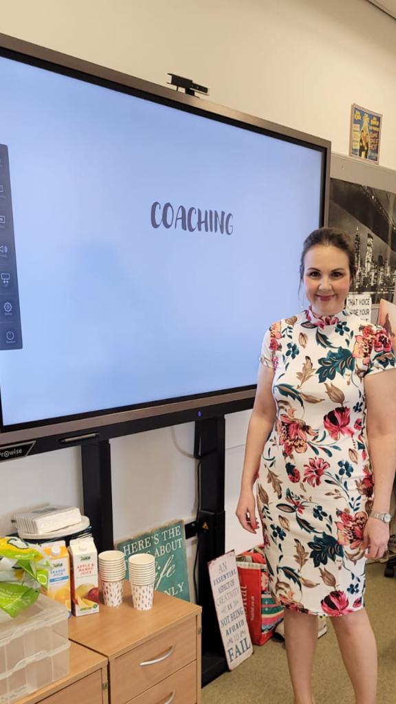 LindsayClancy2's tweet photo. I had a brilliant time working with the Leadership Team @AlvaAcademy this morning! Leading a half-day workshop looking at taking a coaching approach in the workplace. Roll on the PRDs! #lifecoaching #teaching https://t.co/UKwD2apgKO