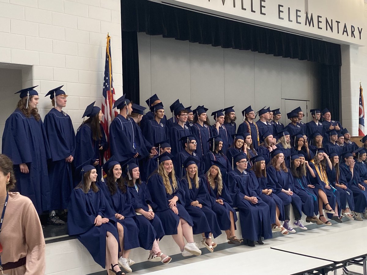 Willowville graduate walk through! ⁦<a href="/WestCler/">West Clermont Schools</a>⁩