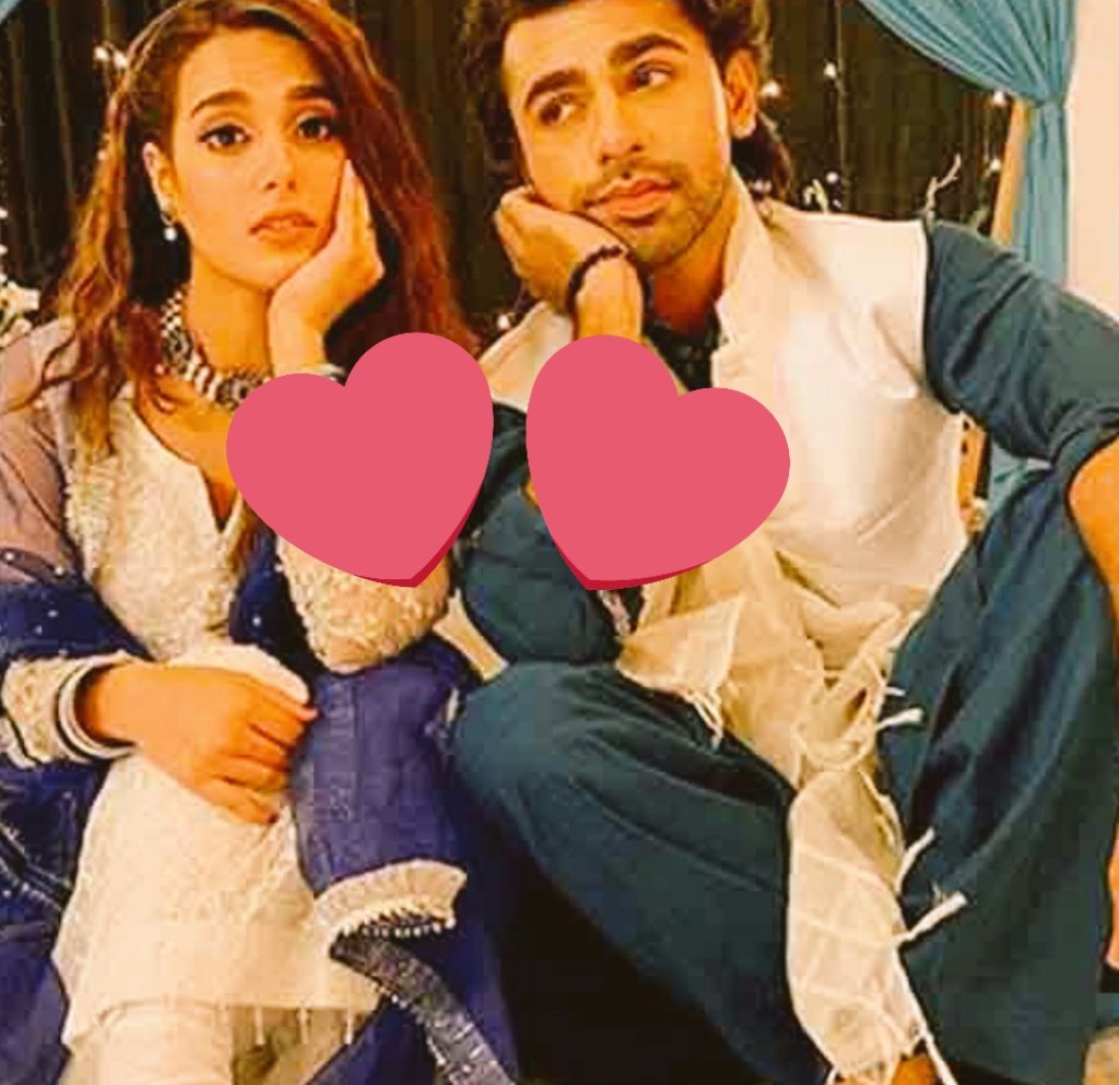 aaishahedits's tweet photo. Love birds😍
#4yearstosunochanda https://t.co/CsnAStMJcw