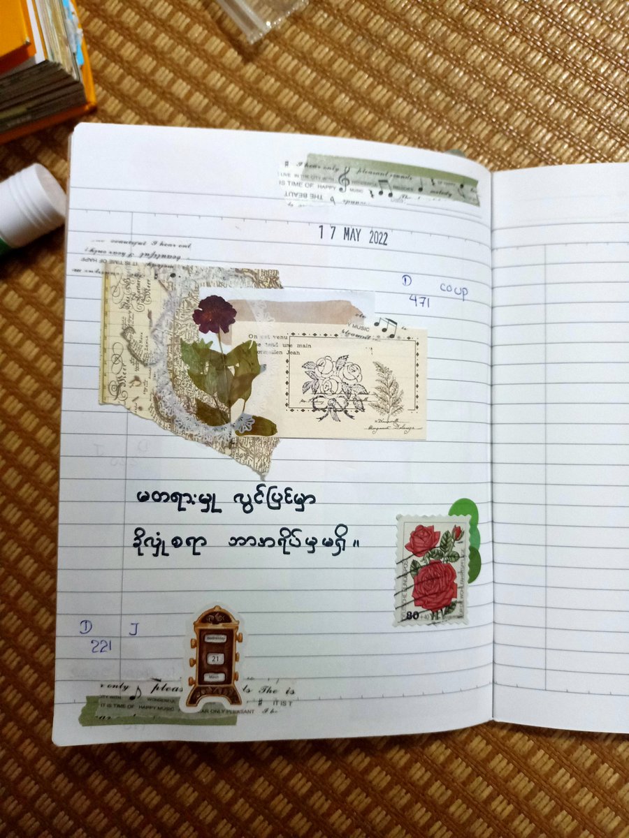 spring_2021's tweet photo. Persistent pro-democracy youth from Yangon staged an anti-coup Journaling strike to protest against the military dictatorship.

"မတရားမှု့လွင်ပြင်မှာ
ခိုလှုံစရာ ဘာအရိပ်မှ မရှိ"

#WhatsHappeningInMyanmar
#WarCrimesOfJunta
#2022May17Coup https://t.co/B2bZKJvfTi