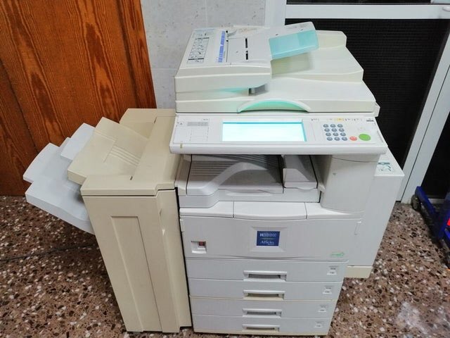 VickyGarvi's tweet photo. Vendo "Fotocopiadora Aficio 2027" en #wallapop https://t.co/WKzL0rxT9Y https://t.co/sFle3H5gyt