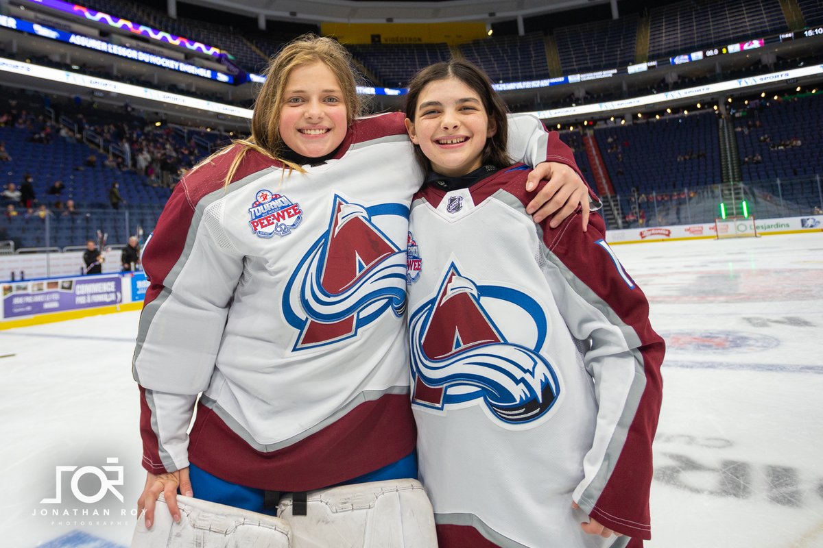 tournoipeewee's tweet photo. C'est avec grand bonheur que nous vous annonçons que nous ouvrirons une nouvelle classe complètement FÉMININE dès février 2023. Le Tournoi est un tremplin pour plusieurs choses et nous souhaitons l’être pour le hockey féminin, pour ces joueuses.
Nous débuterons avec 12 équipes.💁‍♀️ https://t.co/exLJKKCpxx