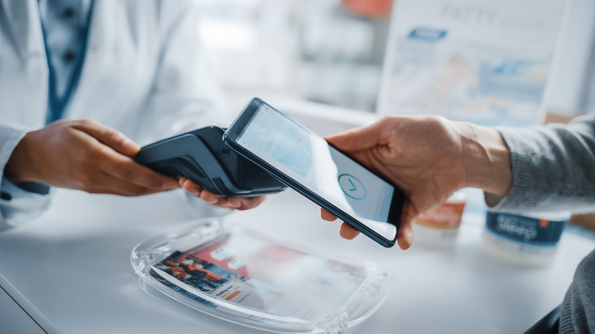 JaredatKLAS's tweet photo. eTech Insight – Frictionless Shopping Alternatives Will Improve Healthcare Services: https://t.co/lyk71MytwT

Healthcare organizations have digital service offerings that mimic what consumers experience with retail services. https://t.co/uUs9wb3qeR