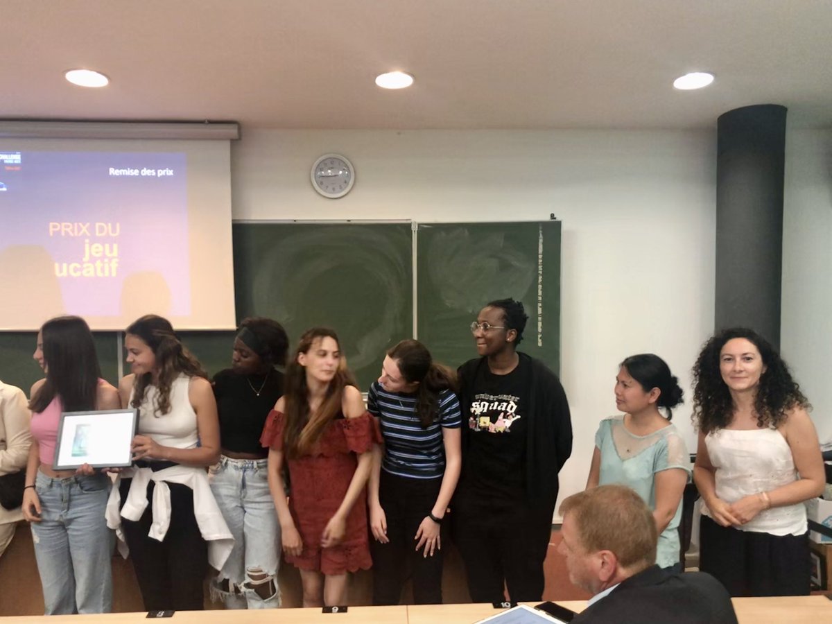 Prix du Digital et du Jeu Éducatif pour les jeunes filles du collège Prevert et lycées Artaud Marseille et les Eucalytus Nice. Bravo à toutes! <a href="/dalkia/">Dalkia</a>