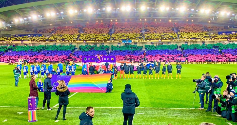 SeagullSimon's tweet photo. With Jake Daniels coming out yesterday, and today being International Day Against Homophobia, Biphobia and Transphobia, I thought it appropriate to update my cover photo to this. 🏳️🌈🏳️⚧️#Together #IDAHOBIT2022 #IDAHOBIT #FootballAgainstHomophobia https://t.co/DOvMdW2Wek