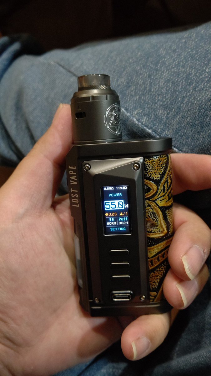 VAPE_S336S336's tweet photo. 連休開けて仕事が処理するより増えるストレスからポチってしまったmodが着弾。

良し！仕事頑張れるw

#LOSTVAPE https://t.co/f9plFcsDDu