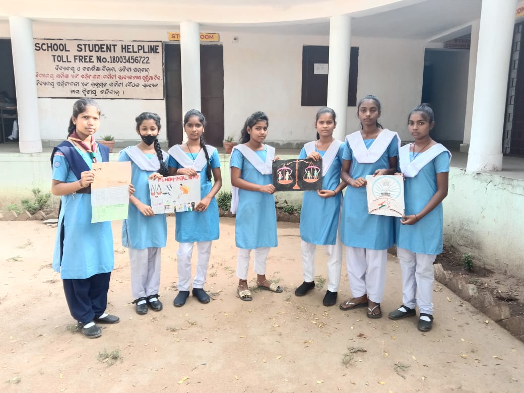 Debasish_29's tweet photo. BE A JAGRIK 👤
SAMVIDHAN LIVE ⚖️
#SAMJHO_ toh 📢
Glimpse of Jamghat  celebration by our Jagrik where they reveiw their tasks , discussion on those fundamental rights and duties, celebrate their  completion of task , challenges they have overcomed . https://t.co/LA4MIe0CHI
