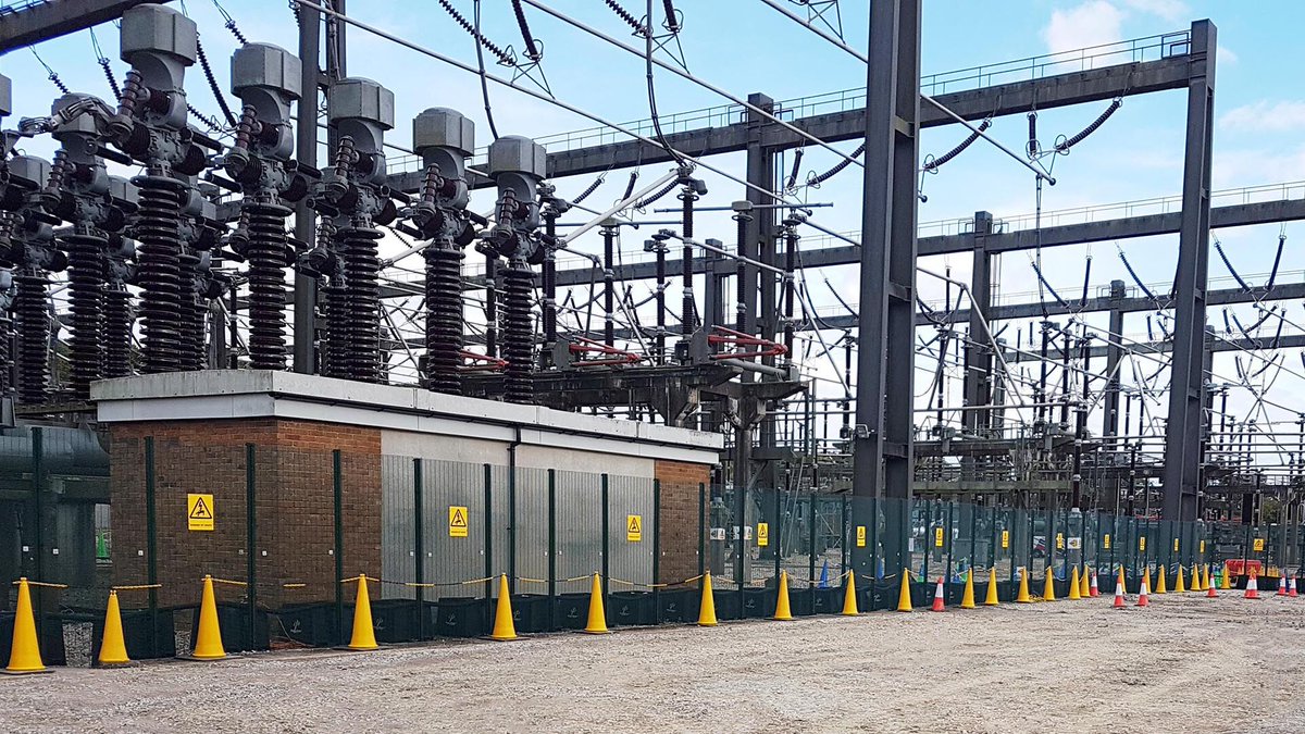 FenceSafe's tweet photo. With a security rating from LPCB in the form and wind loading capabilities of up to 100mph... 

The FenceSafe SR1 is an obvious choice for your next project: https://t.co/42w4DTZsng

#temporaryfencing #temporaryworks #temporarysecurity #windloading #securityrating #securitynews https://t.co/KAsgdFEysj