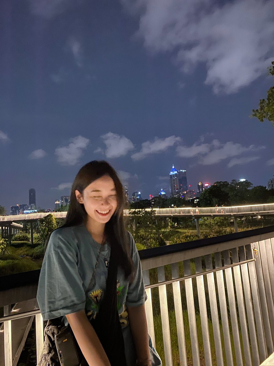 PuimekSter's tweet photo. 🪐🌃 https://t.co/DTRbr5JAX8