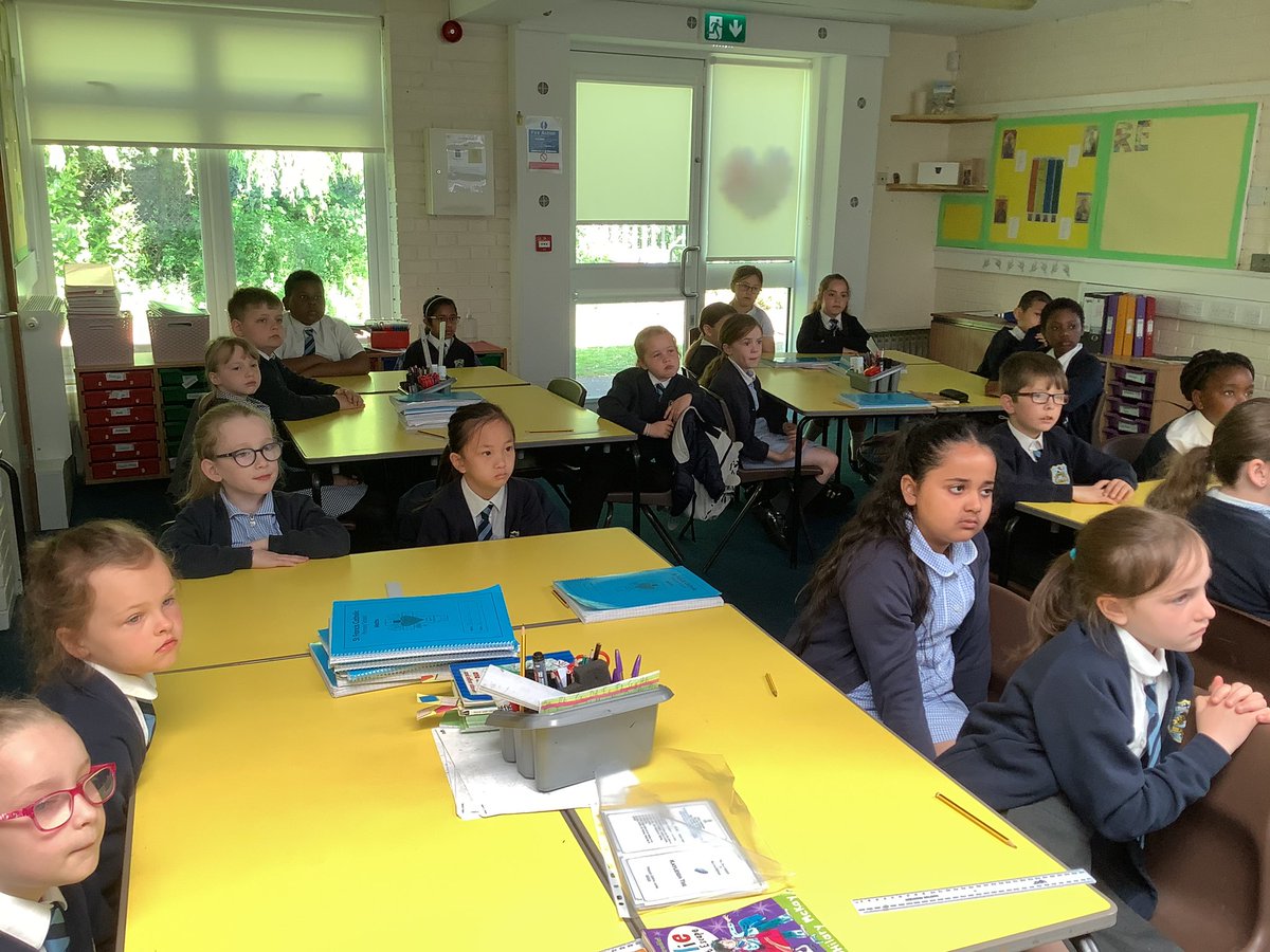 LittleStFrancis's tweet photo. Year 3 are grateful to both Mrs Taylor and Aimee for coming in to visit them today. The children have enjoyed learning about both vocations and found the talks very interesting. #CatholicLife #WhatIsGodCallingYouToBe #MyVocation @RCBirmingham @BhamDES @BCPP__ https://t.co/wzog4f0mqC