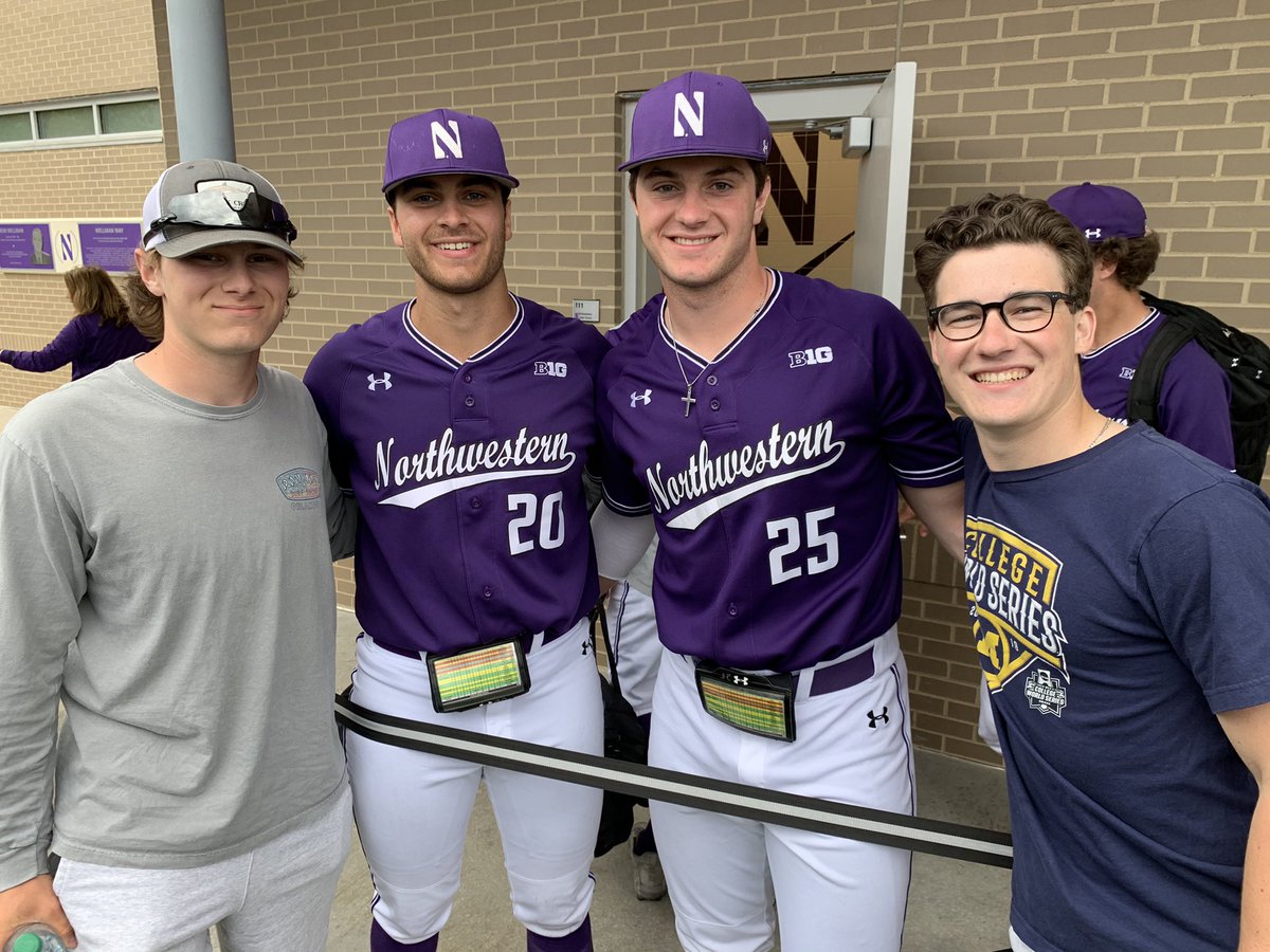 White Sox Elite Alum… <a href="/mattfelske22/">Matt Felske</a> <a href="/antcalarco/">Anthony Calarco</a> <a href="/alexcalarco15/">Alex Calarco</a> &amp; <a href="/jbanas11/">Jake Banas</a>