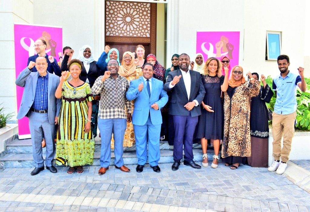 ahmedkherlid's tweet photo. Free screening of Breast Cancer Campaign organized by our NGOs, Zanzibar Outreach Program and Zanzibar Cancer Association, supported by Rotary Club provide women with the early screening opportunities  and increases the cure rate of Breast Cancer. @WHO_Tanzania #SaveWomenLives https://t.co/pBS1egqrfr