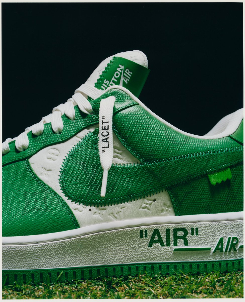 brendandunne's tweet photo. Louis Vuitton x Nike Air Force 1s by Virgil Abloh will retail at €2,000 for the lows and €2,500 for the mids in sizes 3.5 to 18. Nine colorways will release online in June, with early access going to LV “community members.” https://t.co/uXU9kklMhW