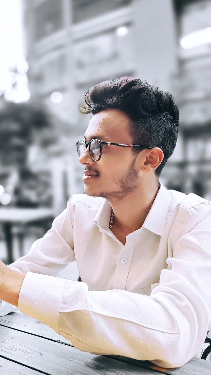 dpattrickhub's tweet photo. 🤍

#whitedress #whiteshirt #candid #photooftheday #photographylovers #onepulsnord2 #shotononeplus #potrait #photographers #random #click #fakecandid #dpattrickhublife 
#gfbf #bffgoals #bff #dating #officewear #days #mybestie #clickby #pari https://t.co/1MlSnnO5sB