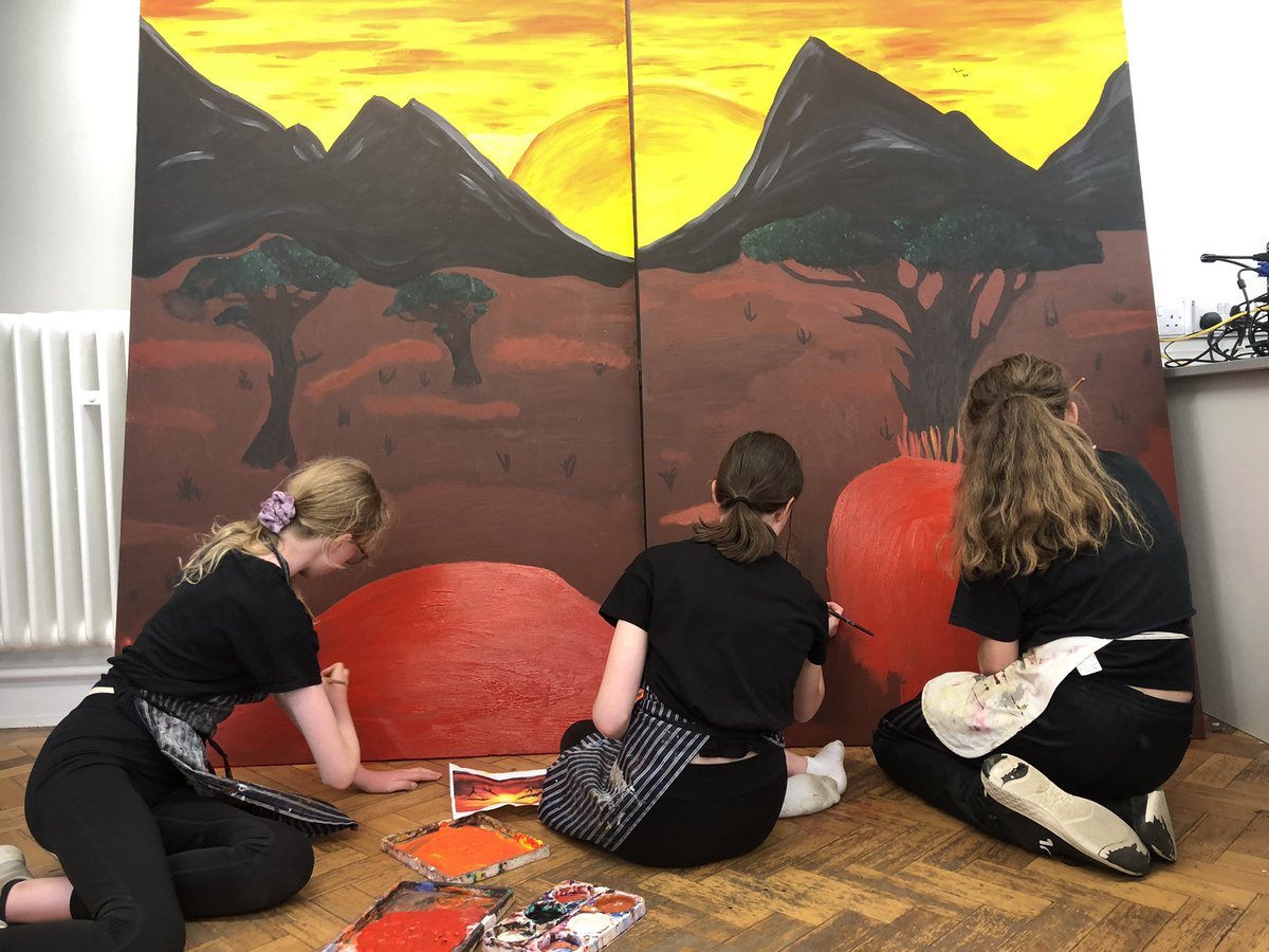 NewminsterMid's tweet photo. After school Arts Award helpers painting the colourful Lion King backdrops #artsaward #platinumartsmark #workingtoadeadline https://t.co/lojaUDxmAR