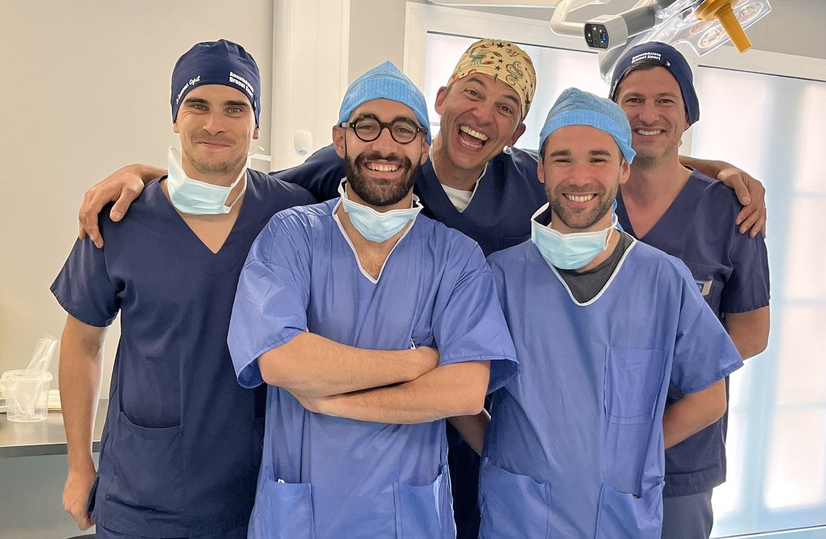 Anesthesistes Drouot Sport & Arthrose -Paris (@drouotsport) on Twitter photo Plaisir de partager !
Accueil de Adel Zerima dans le cadre du Du ALR et Hugo Zimmerman dans le cadre de sa thèse d’exercice  sur la WALANT. #alr #formation Plaisir de partager !
Accueil de Adel Zerima dans le cadre du Du ALR et Hugo Zimmerman dans le cadre de sa thèse d’exercice  sur la WALANT. #alr #formation