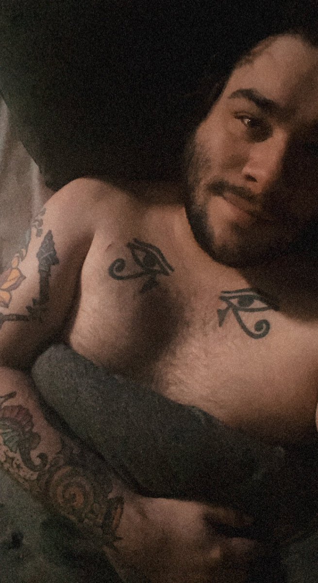 wake_thejake's tweet photo. Hi cuties https://t.co/L3dQYl9496