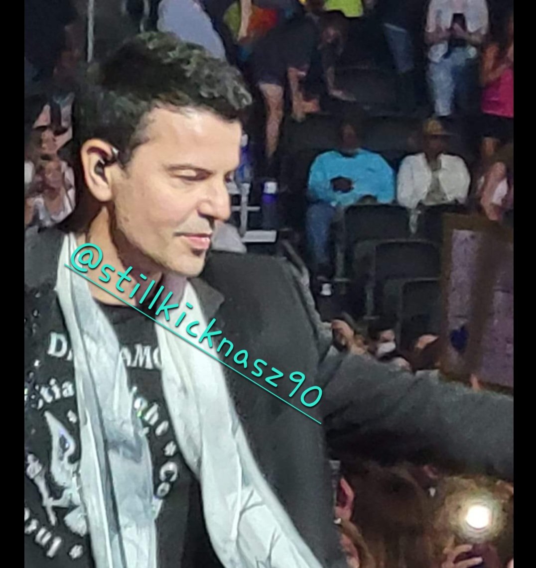 Happy birthday to Mr Jordan Knight from Hope you have the best birthday ever. Love ya!! 