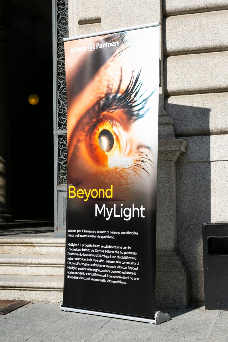 AllianzAssistIT's tweet photo. Lo scorso 12 maggio, presso la Fondazione Istituto dei Ciechi di Milano, si è tenuto il secondo Kick-off di “Beyond MyLight” insieme a @CEOforLife. 
Con noi di @AllianzPartners anche @LundbeckItalia, @AvanadeItaly, #Pedevilla, @ManpowerGroupIT, @Teleperformance, @JLL. https://t.co/oq0sWDtfJU