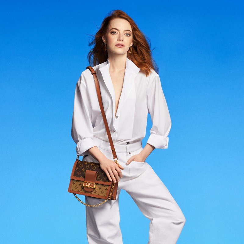 LouisVuitton's tweet photo. Emblematic details. Showcasing #LouisVuitton’s signature motif, the #LVDauphine has become distinctively recognizable thanks to its combination of Monogram and Monogram reverse canvas. Discover the campaign starring #EmmaStone, @DeepikaPadukone, and #ZhouDongyu.