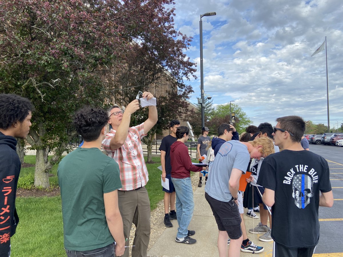 It's always a beautiful day to do math! <a href="/AndrewHS_d230/">Victor J. Andrew High School</a>