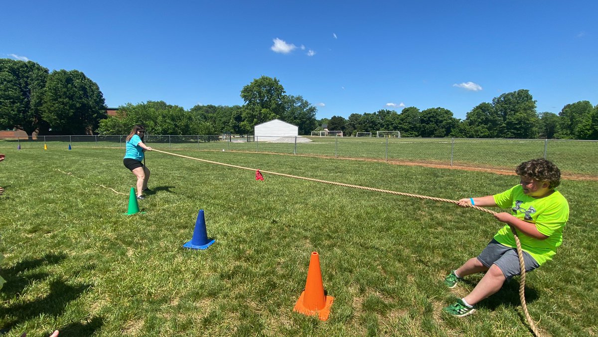 katherinecleary's tweet photo. I want this child on my team EVERY time. This is the fight I saw from him all year. Dig down deep and fight to win (&amp; learn). #majorfocus #determination #competitive #AuntVSNephew #fieldday @MWatsonNatcher https://t.co/4v2EfBZGU6