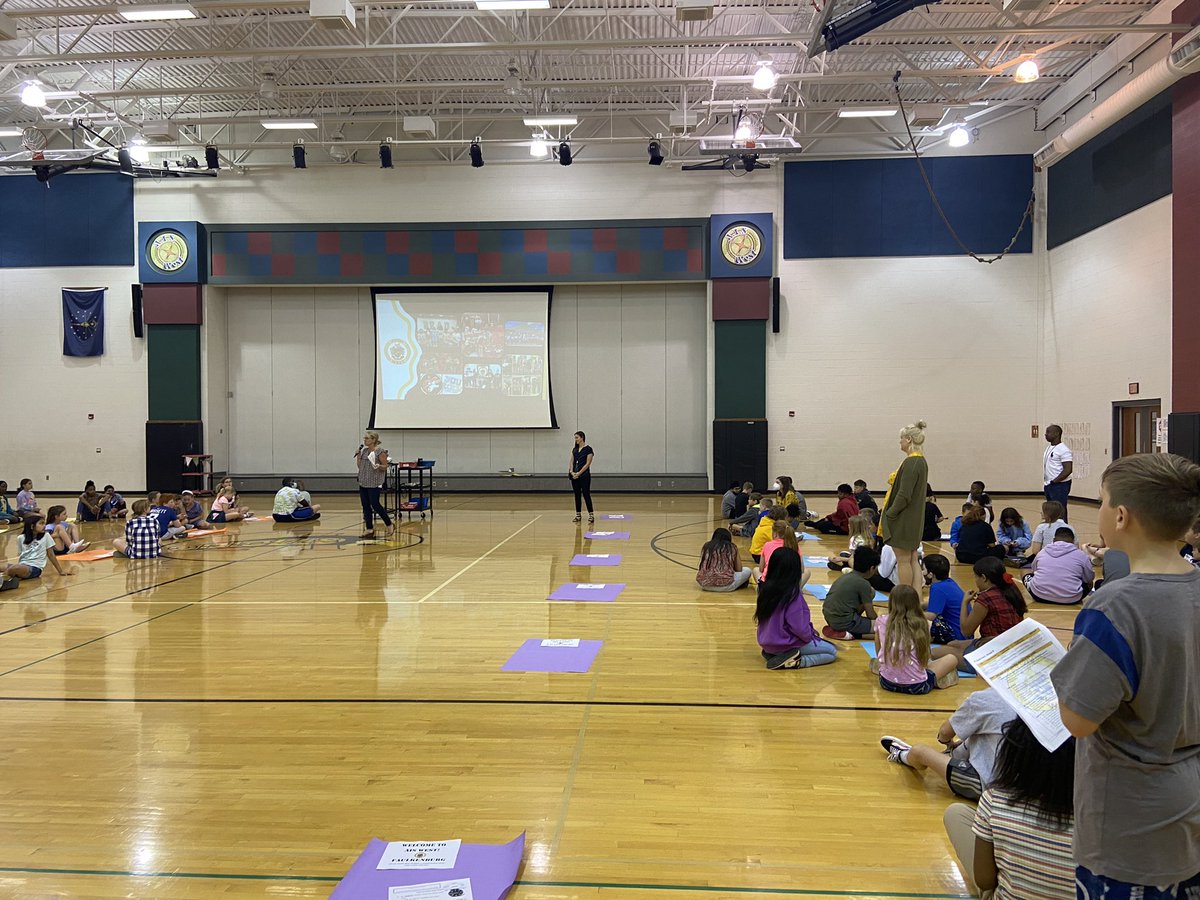 MrsMoodyPRE's tweet photo. Wow! @AvonISWest did an incredible job on our tour for future fifth graders. They practiced locks, had student led tours, and trivia!!! I am so impressed and so were our fourth graders! #avonisallin https://t.co/QFDIyPDeat