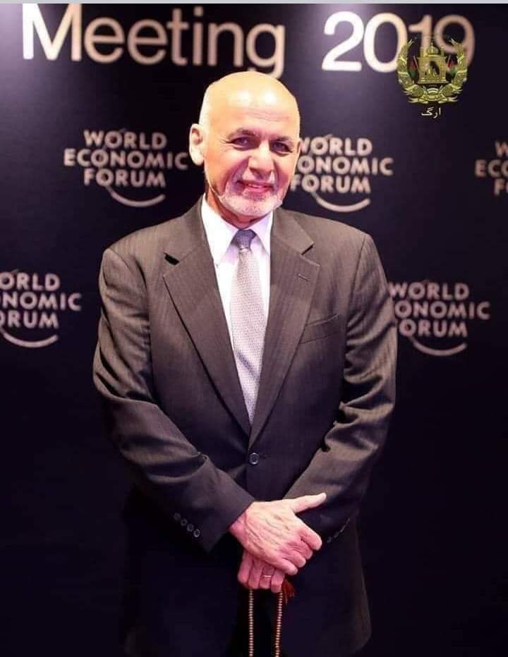 afghanistan221's tweet photo. بیا به هم راځی غنی
دا میدان به وړی غنی

ورک به کړی پردی غنی
رابه وړی خوښي غنی

سیال سره سیالی غنی
ملک به کړی غنی غنی https://t.co/uMtRo31WSV