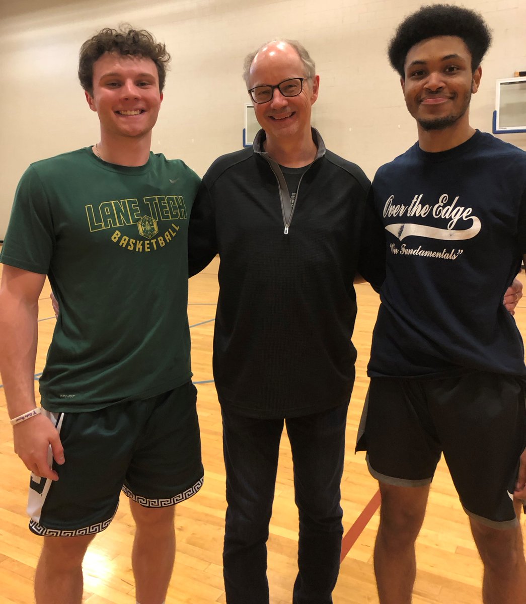 Over the Edge Hoops tweet media