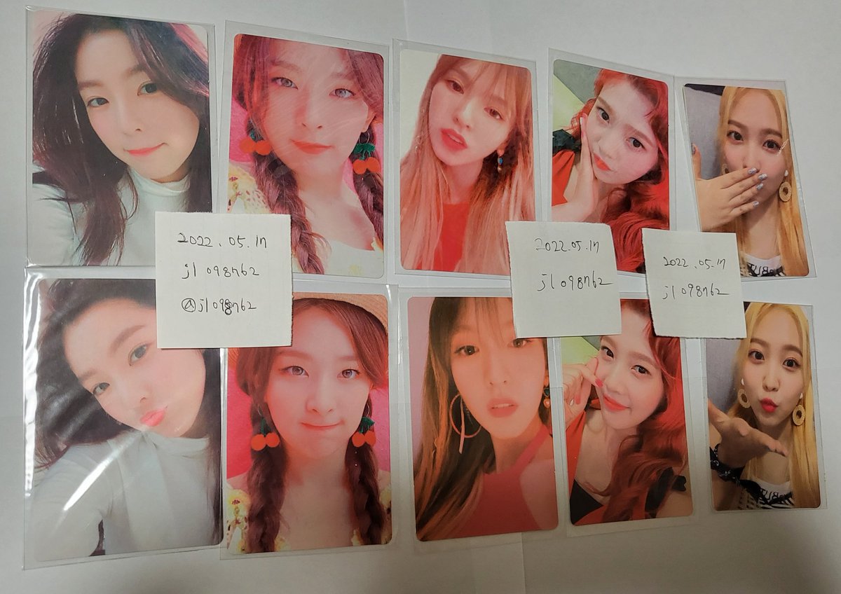 jl098762's tweet photo. 레드벨벳 3주년 
2층 4층 포카 양도
※무광특성상 잔기스●
하자 예민 연락×
제시
ex) 2층 일괄 얼마, 아이린 일괄 얼마 등

글 안읽고 디엠시 답장×
최고가 물어보시면 알려드림. 제시가 없을 경우 답없음
아이린 슬기 웬디 조이 예리 배주현 강슬기 손승완 박수영 김예림 redvelvet 포토카드 카페 https://t.co/GhbGJd7OfL