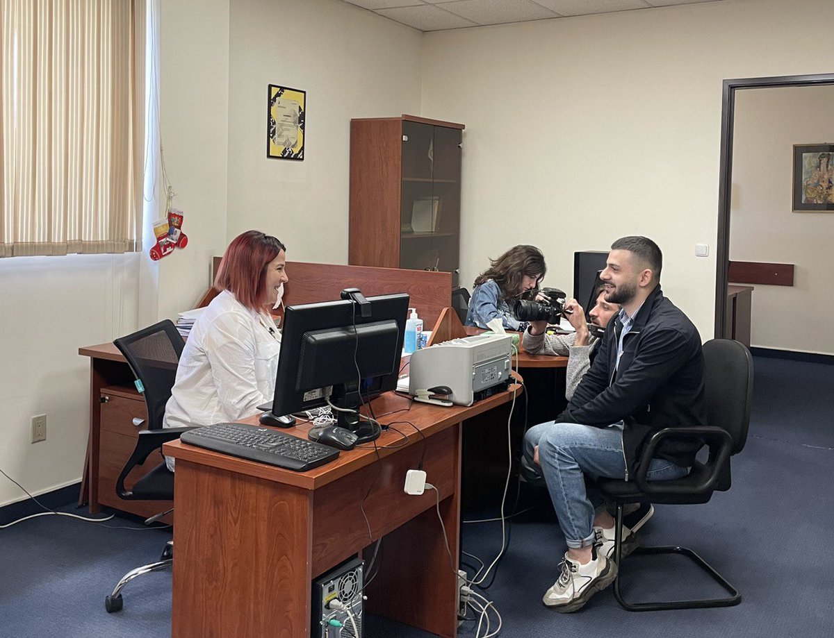 avcagbu's tweet photo. Հայերն այսօր is making a reportage about the new AVC Armenian language course and we are going to share it with you later this week. Meanwhile, here are some backstage photos. 🎥
Did you recognize your online instructors? 😊
#AVC #AGBU #learnwithAVC #AVCteam https://t.co/BEbsULEfGl