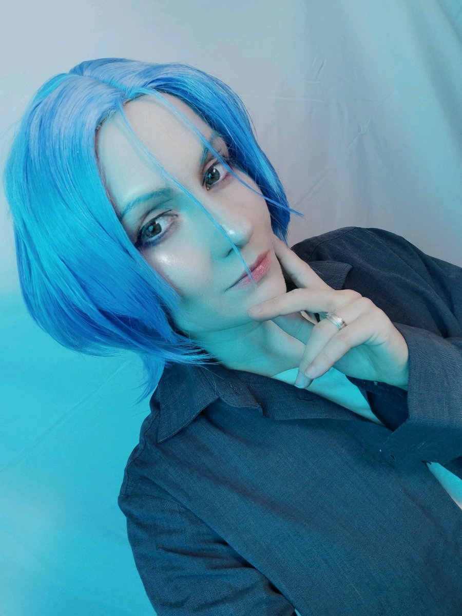 MelaMushroom's tweet photo. Found a cheap skateboard for Langa! Time to repaint it π
Also don't mind my wedding ring! I was too lazy to remove it in photoshop and this was just a selfie xD π
#langa #langacosplay #skateinfinity #skateinfinitycosplay #skatelanga #langahasegawa #langahasegawacosplay https://t.co/iWBsAtxRYa