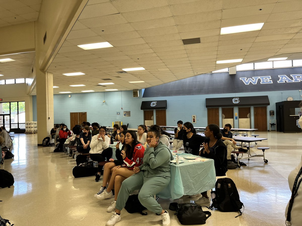 MrsWarrenCVHS's tweet photo. Yesterday was full of celebrations. Congrats to our College Partnership Program Seniors who are off to college soon and thank you Student Services for the 4th quarter birthday treats. https://t.co/mEABwjPOpt