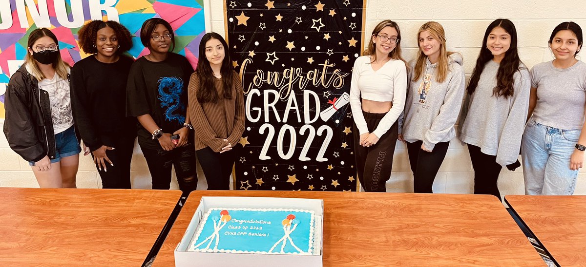 MrsWarrenCVHS's tweet photo. Yesterday was full of celebrations. Congrats to our College Partnership Program Seniors who are off to college soon and thank you Student Services for the 4th quarter birthday treats. https://t.co/mEABwjPOpt