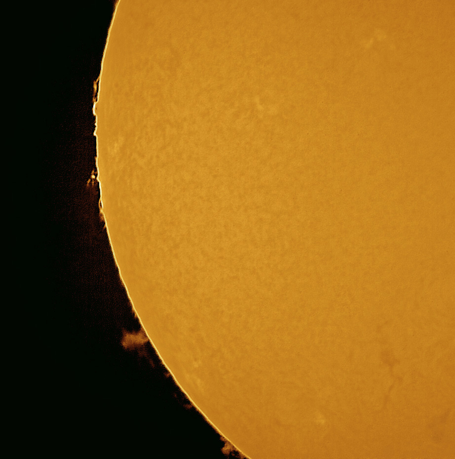 Spicey_Spiney's tweet photo. Catching up on some image processing. Here are some #solarprominences from 13th May. Conditions were challenging to say the least, so I'm astonished I got anything useable! #CoronadoPST 2x Barlow and #ASI120MC camera #Sun #SuninHalpha https://t.co/q428AUBZaH