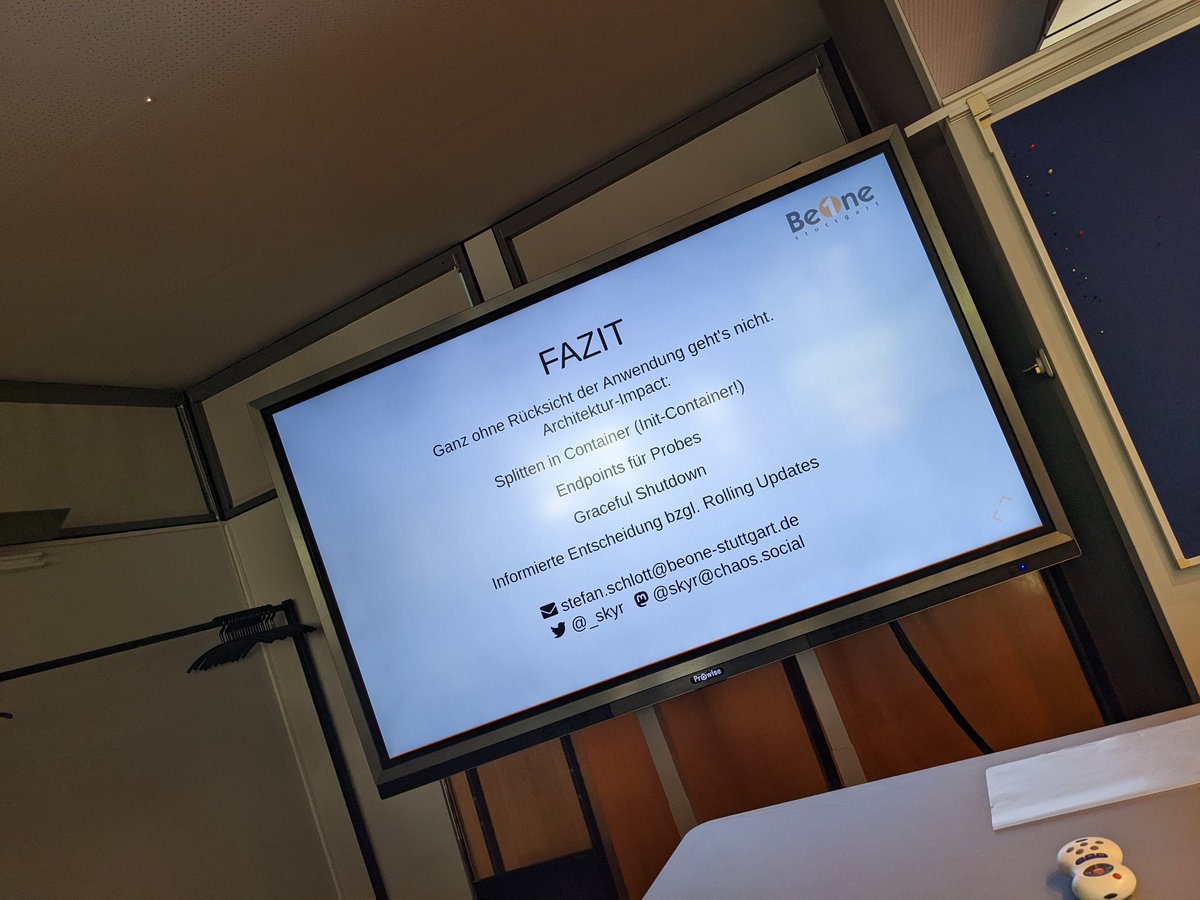 janwels89's tweet photo. Der Vortrag zu kubernetes von @_skyr auf den Karlsruher Entwicklertagen war sehr erfrischend. Danke!
#etka22 https://t.co/AiEUeAIJeK